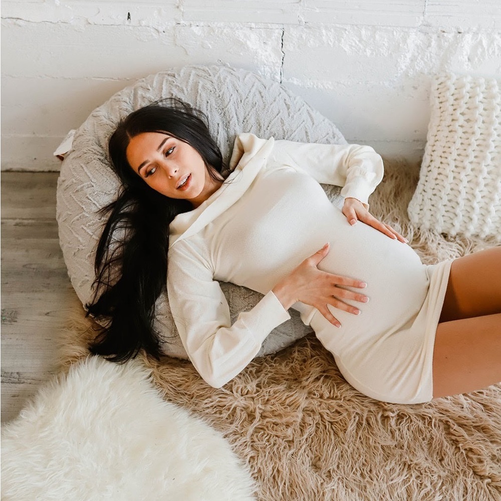 Bebe white/cream dress